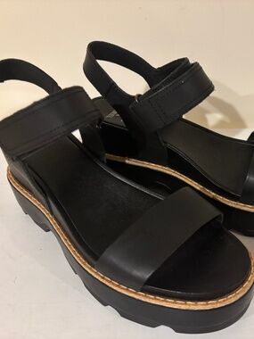 NWOT Sorel Black Leather Platform Sandals Size 8.5